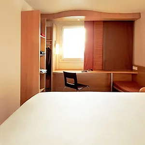 Ibis Airport Hotel